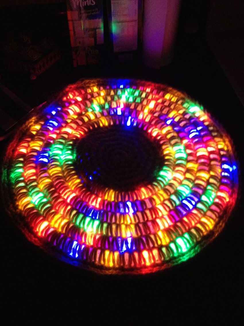 Light Bulb Rug She Crochets Around A Coil Of LED Lights. The End Result? I NEED To ...