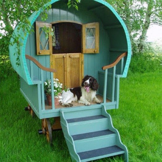 caravan-playhouse_1.jpg