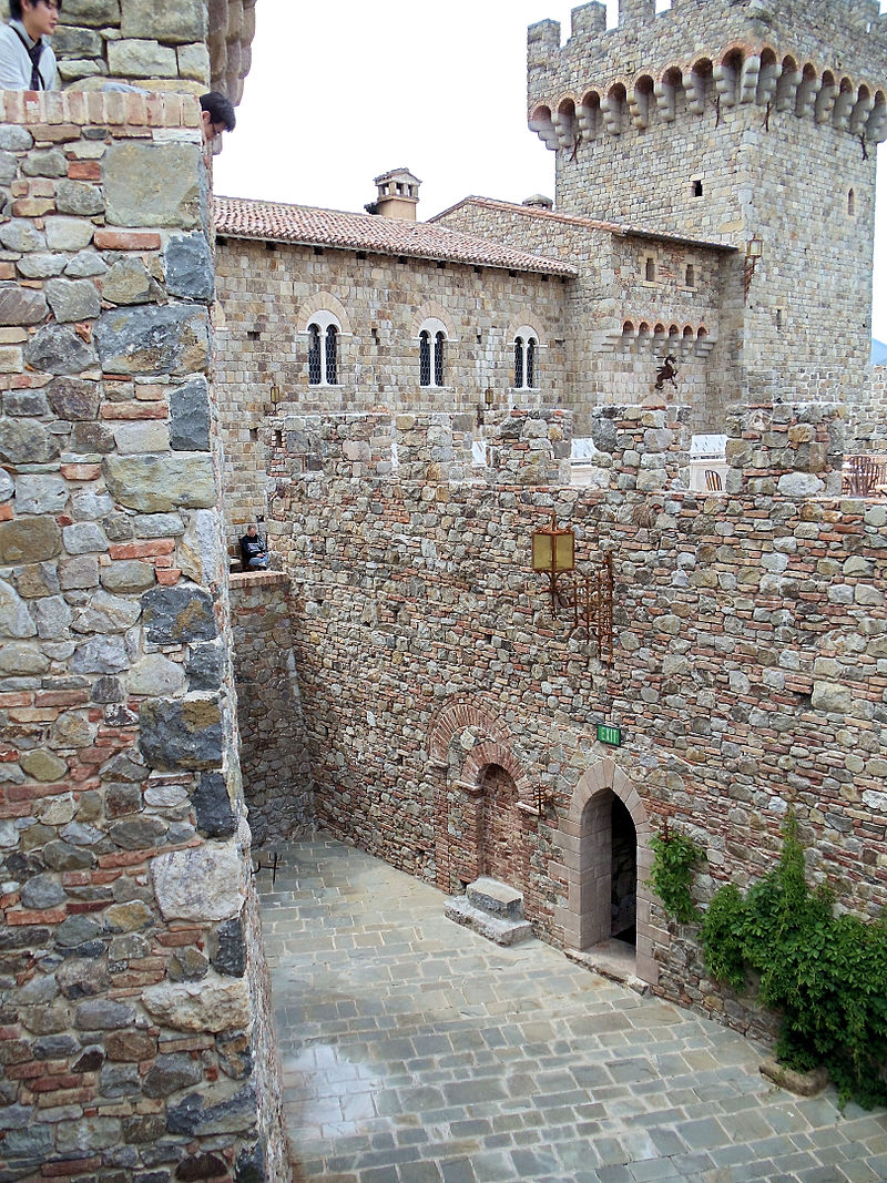 castle2.jpg