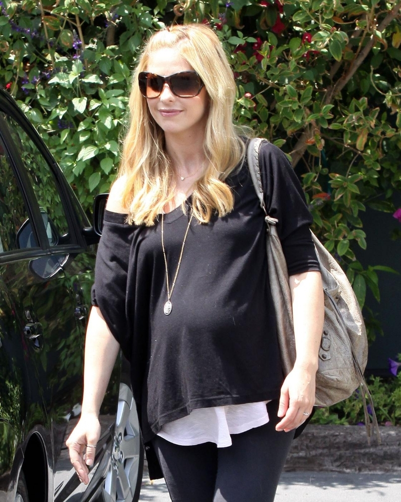 celebrity-pregnancies-14.jpg