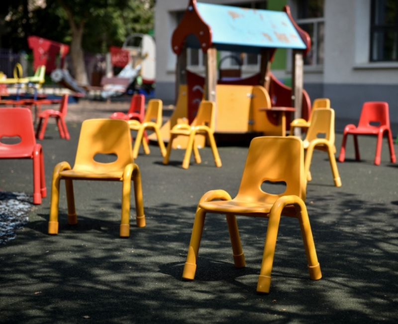 chinese-kindergarten-teacher-4.jpg