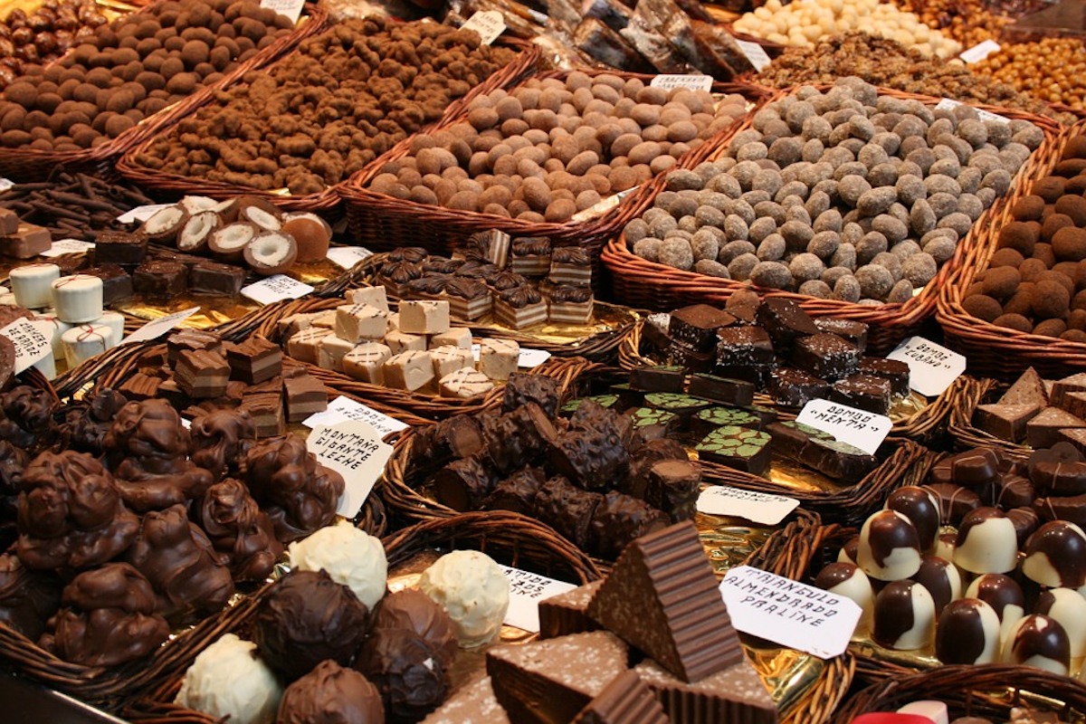 chocolates-656087_960_720.jpg