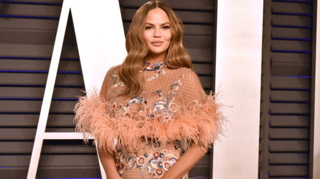 chrissy-teigen-1