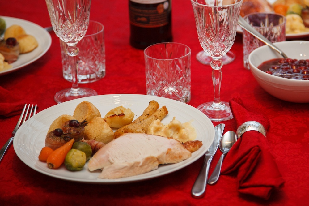 christmas-dinner-table-1443707899pCE.jpg