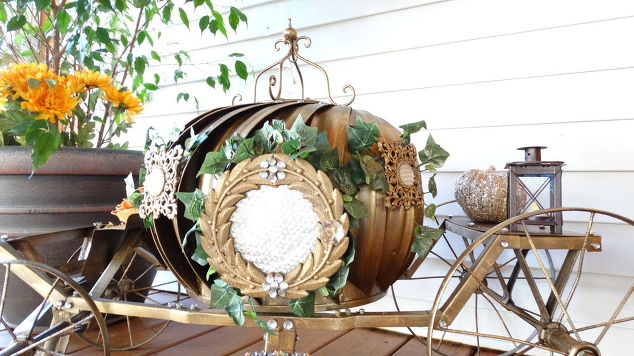 cinderella-pumpkin-carriage-diy-outdoor-living-repurposing-upcycling.jpg