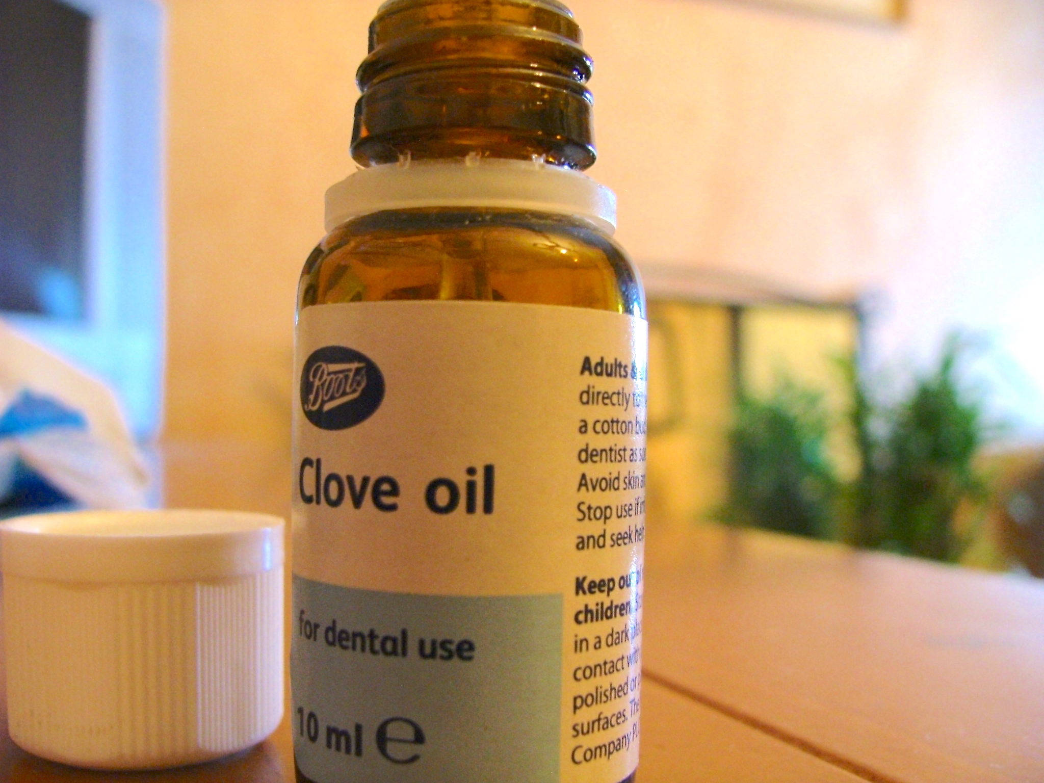 clove-oil.jpg