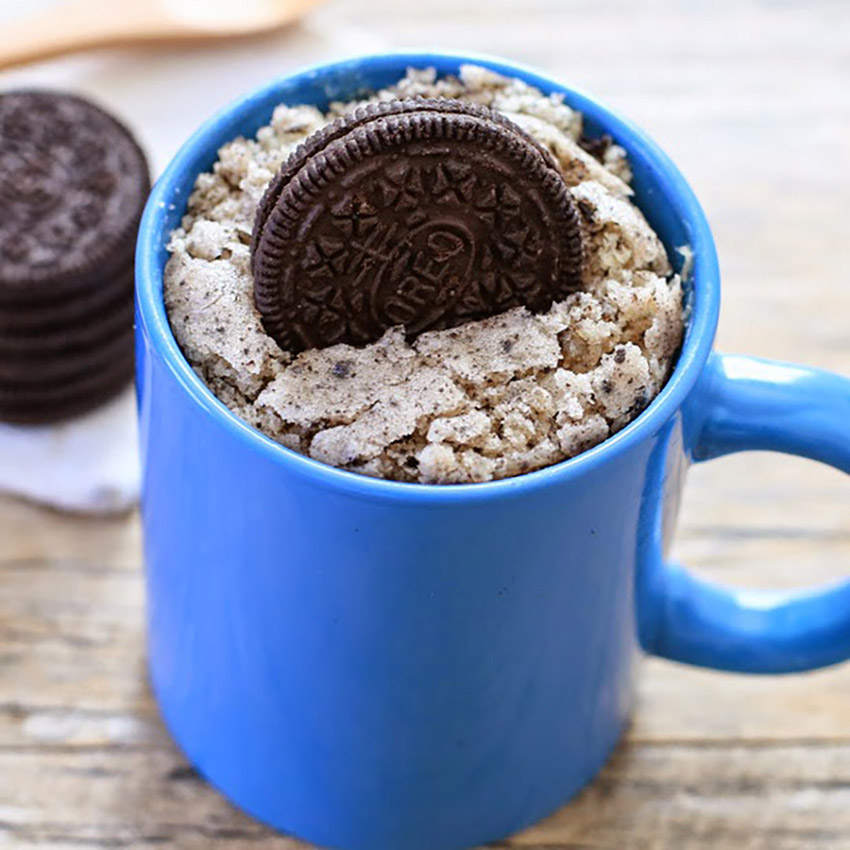 cookies-and-cream-mug-cake.jpg