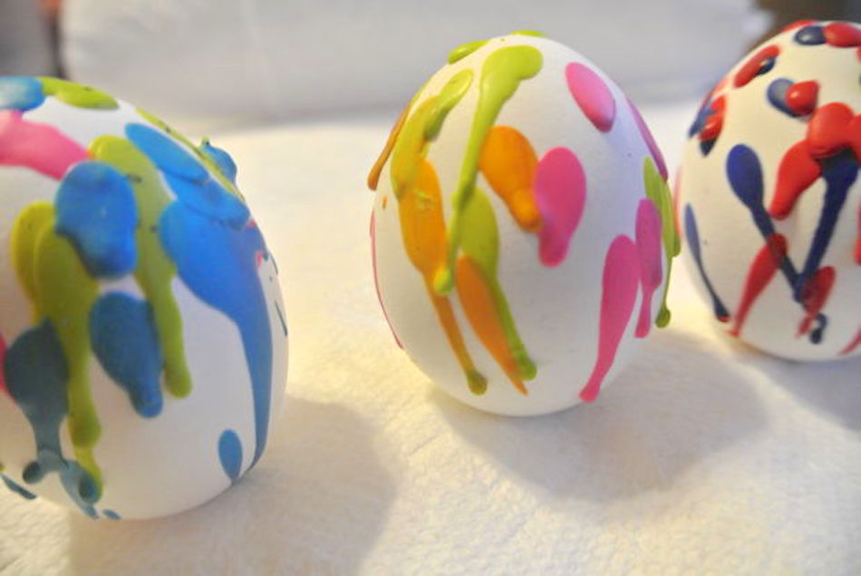 crayon-egg-decorating.jpg