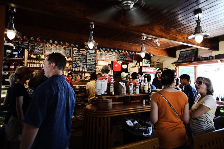crowded-coffee-shop.jpeg