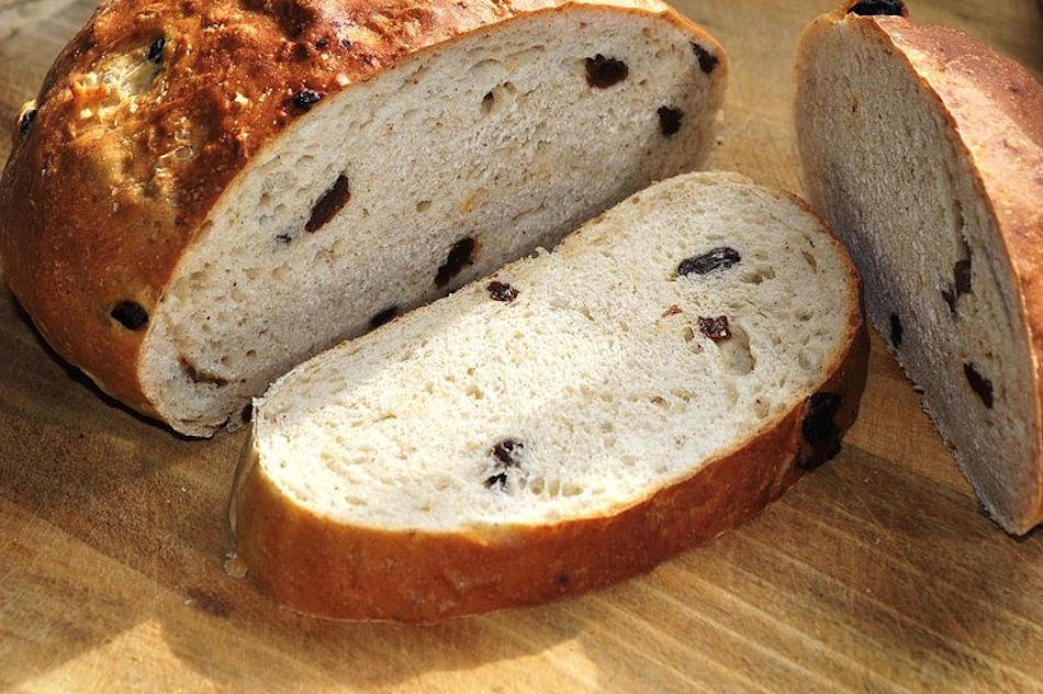 currant-bread.jpg