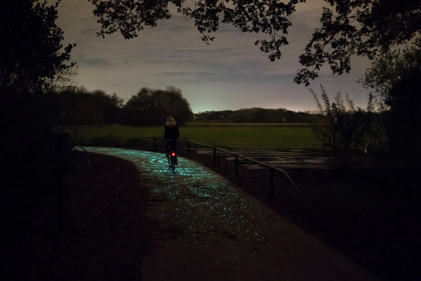 daan-roosegaarde-opens-solar-powered-van-gogh-bike-path-netherlands-designboom-04.jpg