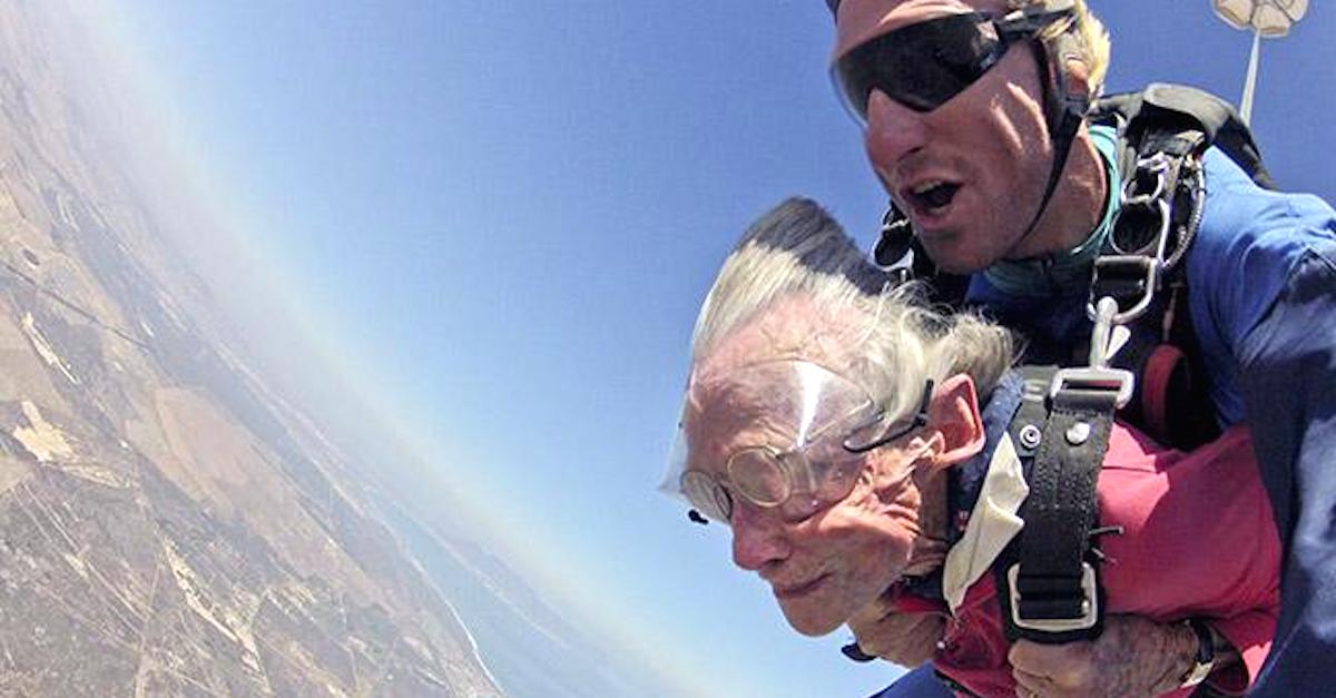 daredevil-gran-makes-100th-birthday-skydive