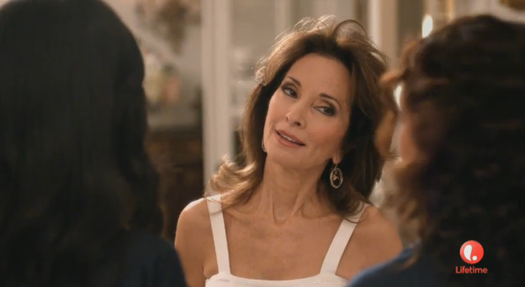 devious-maids-missing-the-baby.png