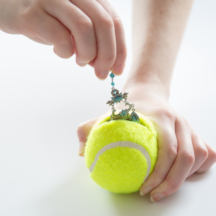 embeddedIMG_TennisBall_850px_5.jpg