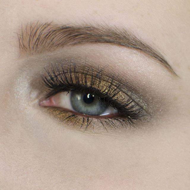 extra_large_cropped_Metallic_Holiday_Party_Eyeshadow_Tutorial.jpeg