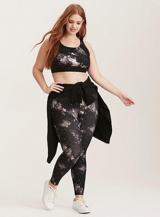 extra_large_cropped_plus-size-active-wear-19.jpg