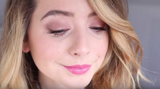 extra_large_cropped_shimmery-pink-Makeup-tutorials-for-blue-eyes.jpg