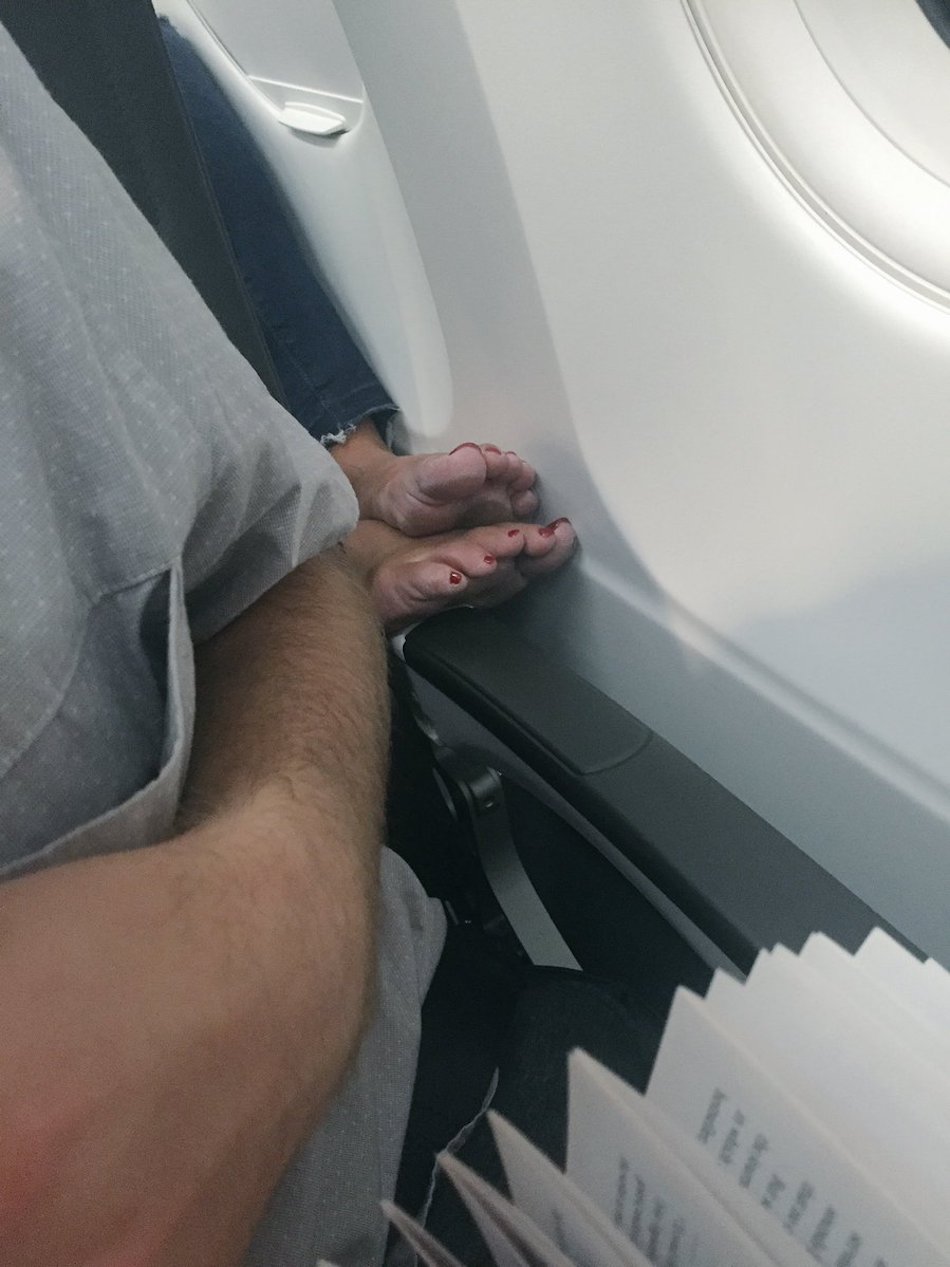 feet-1.jpg