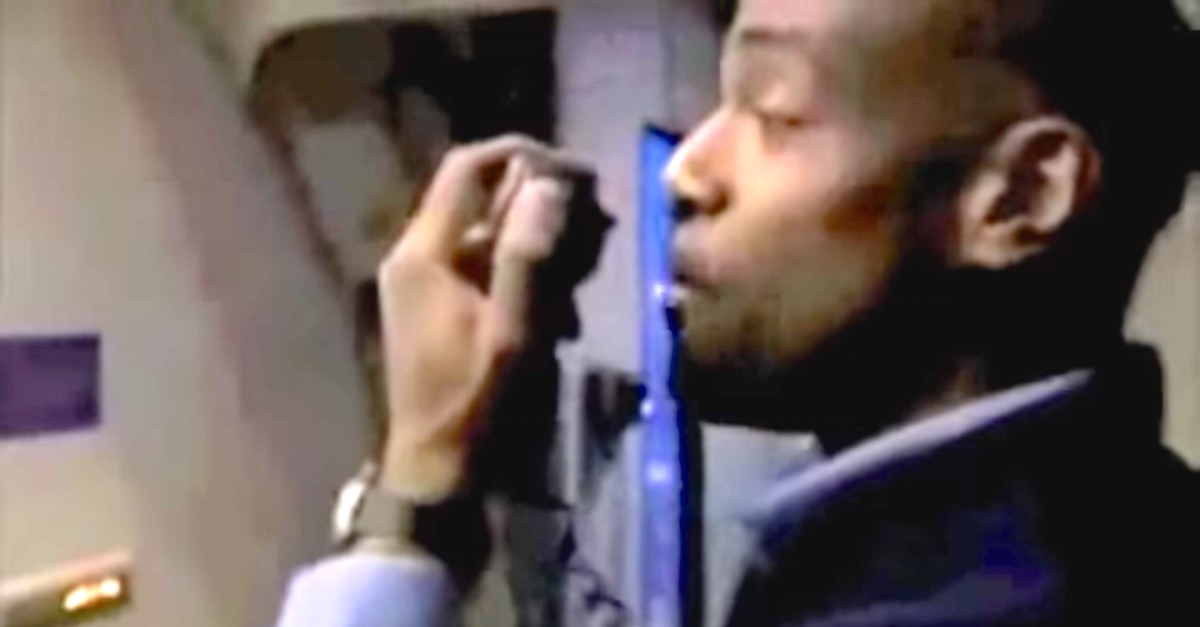 Aviation Rappers Flight Attendant Picks Up The Mic And Asks For Everyone's Attention ...