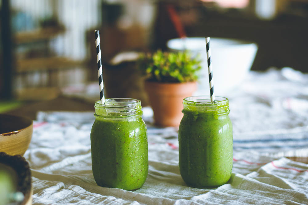 food-green-drink-healthy-smoothie-eat-clean_t20_XQwKe3.jpg