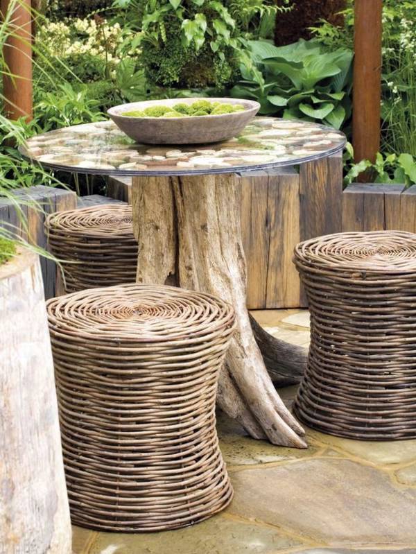 garden-table-build-yourself-put-some-creativity-and-a-craft-2-839.jpg