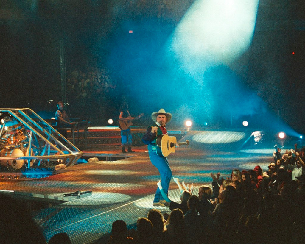 garth-brooks-concert.jpg