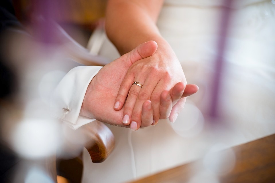 Hands Marry Wedding Bride And Groom Rings