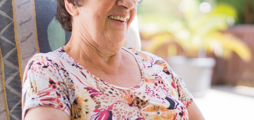 grandma_happy_family_grandmother_senior_old_woman_elderly-1387375.jpg