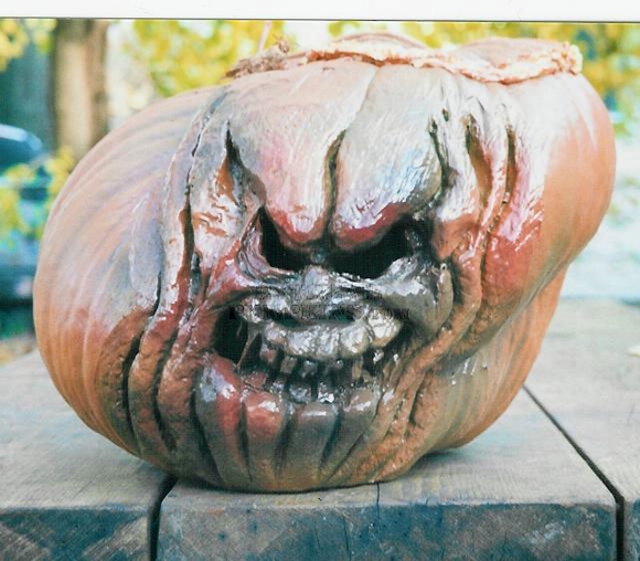 gruesomely-cool-pumpkin-2.jpg