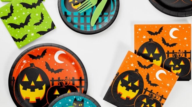 halloween-party-essentials-hp