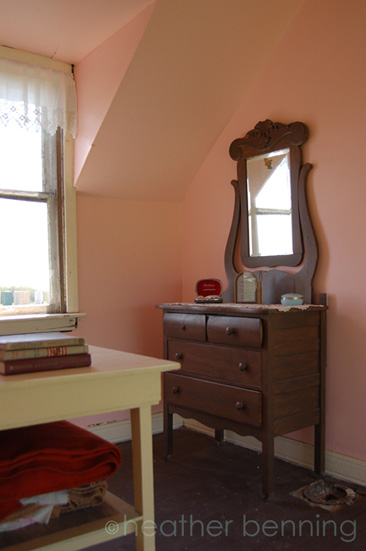 hb_08_Upstairs-Foyer.jpg