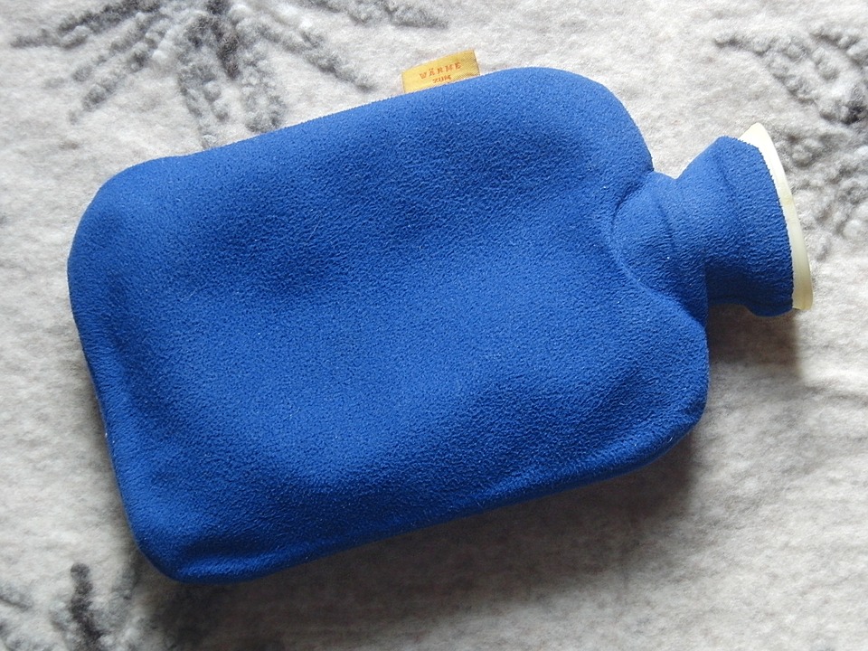 hot-water-bottle-2076310_960_720.jpg