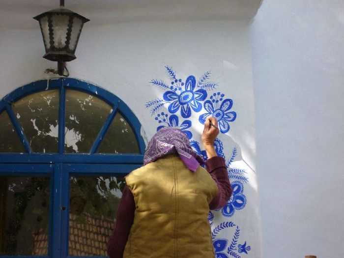 house-painting-90-year-old-grandma-agnes-kasparkova-10-59d334e03380b__700.jpg