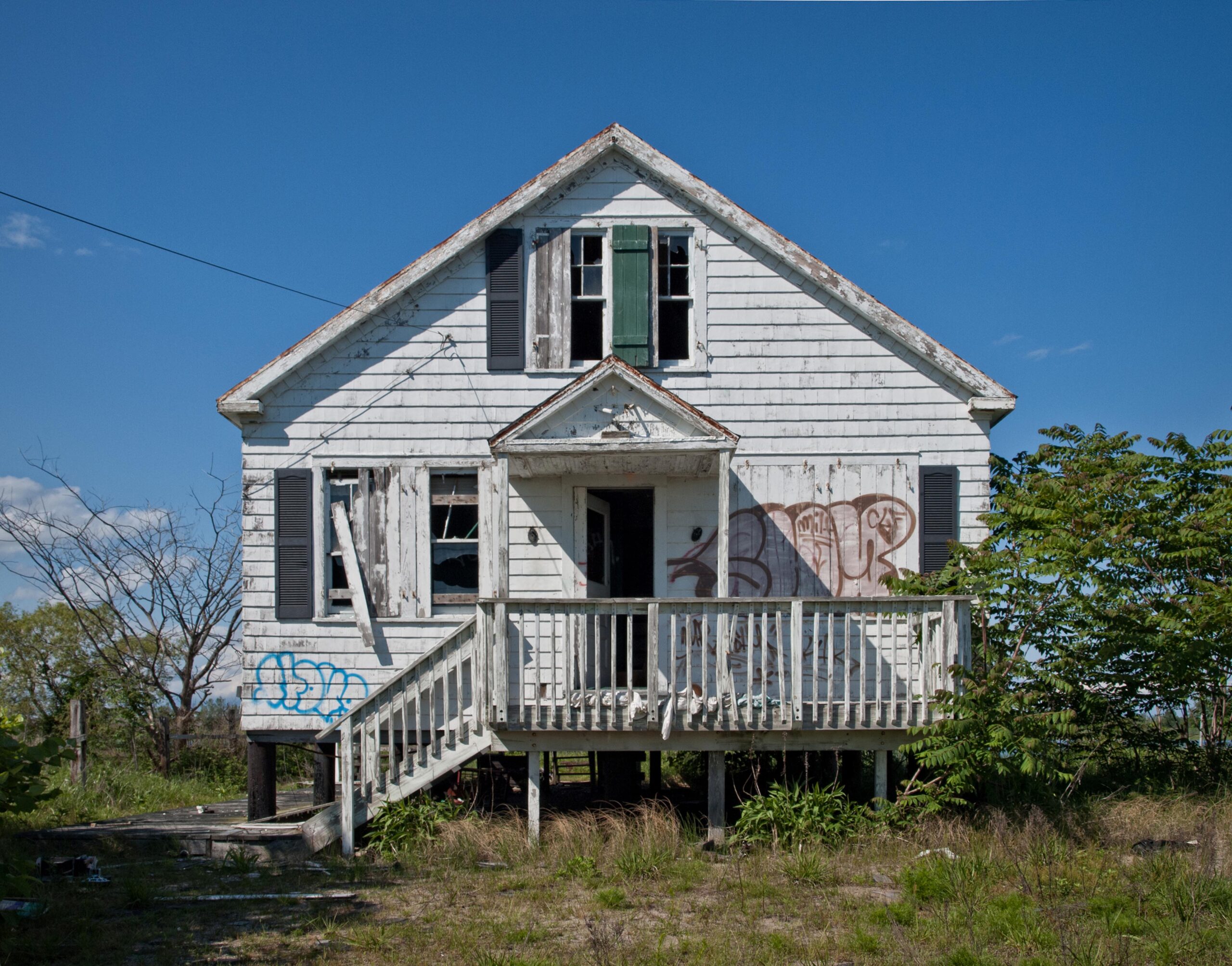 Abandoned Homes Across US