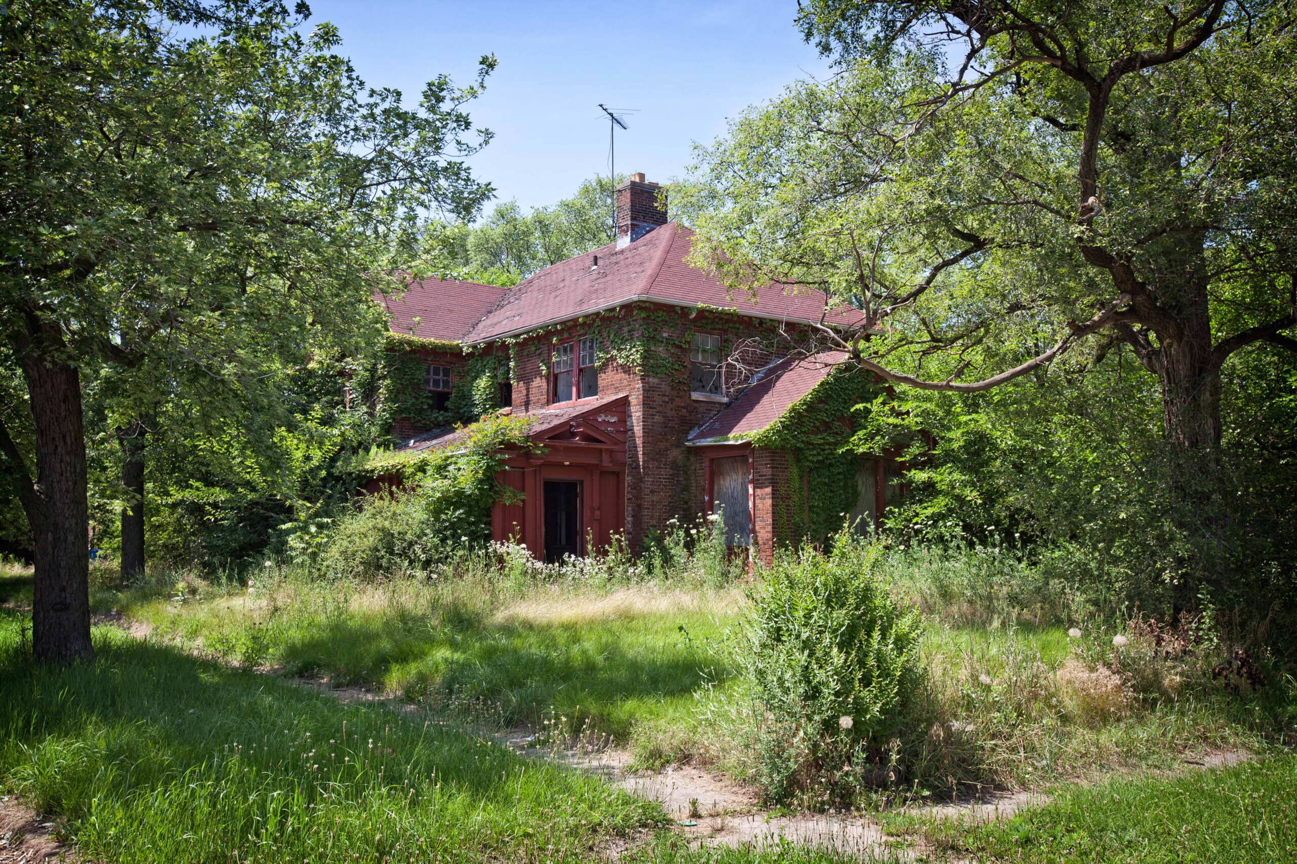 Abandoned Homes Across US