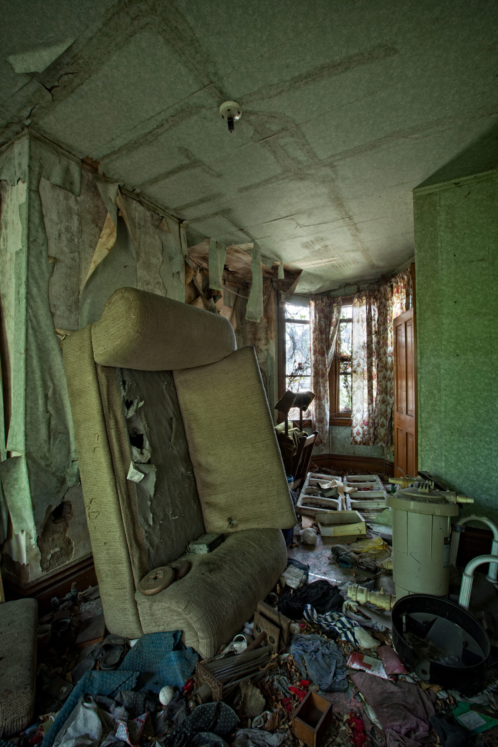 Abandoned Homes Across US