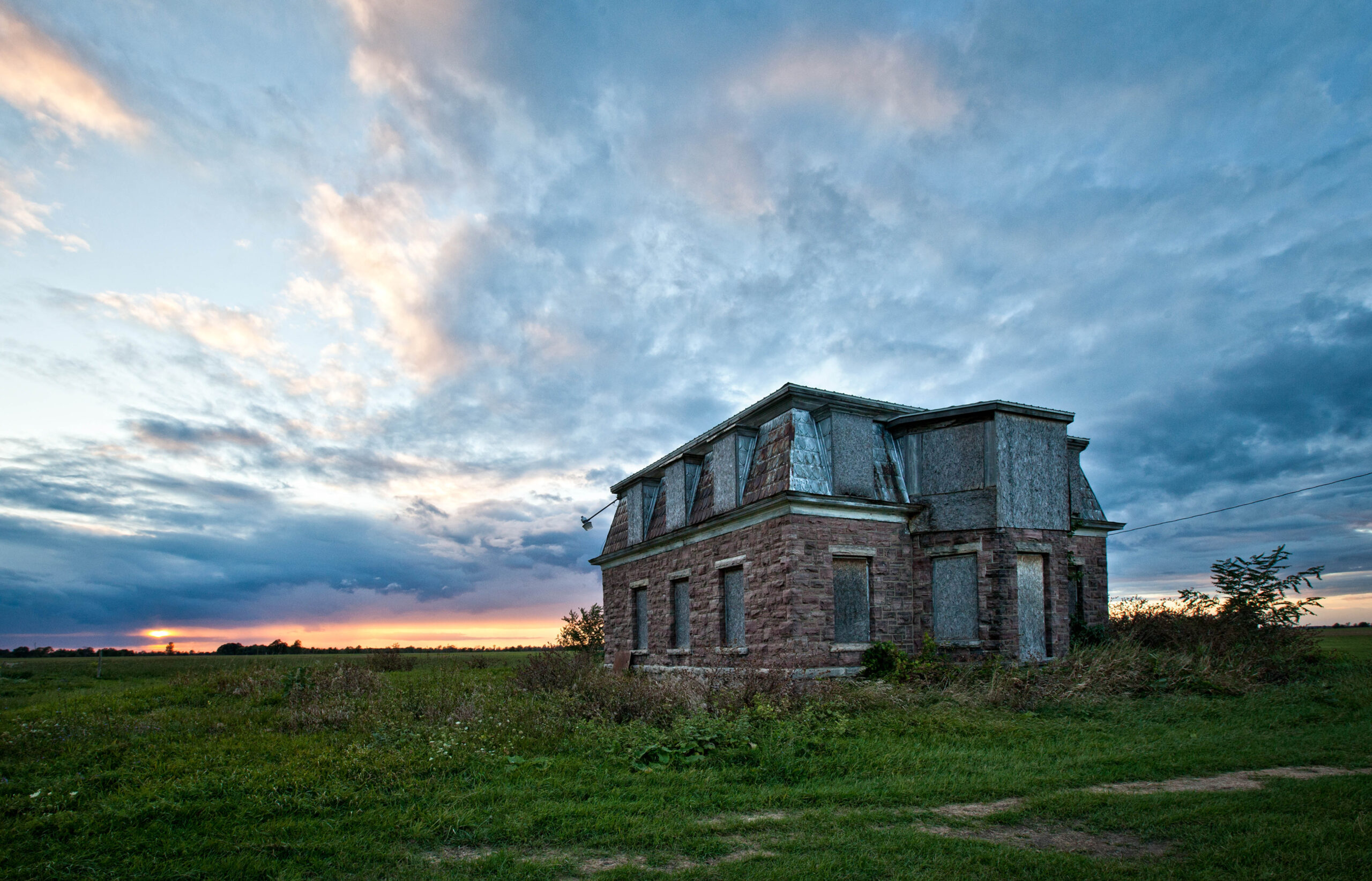 Abandoned Homes Across US