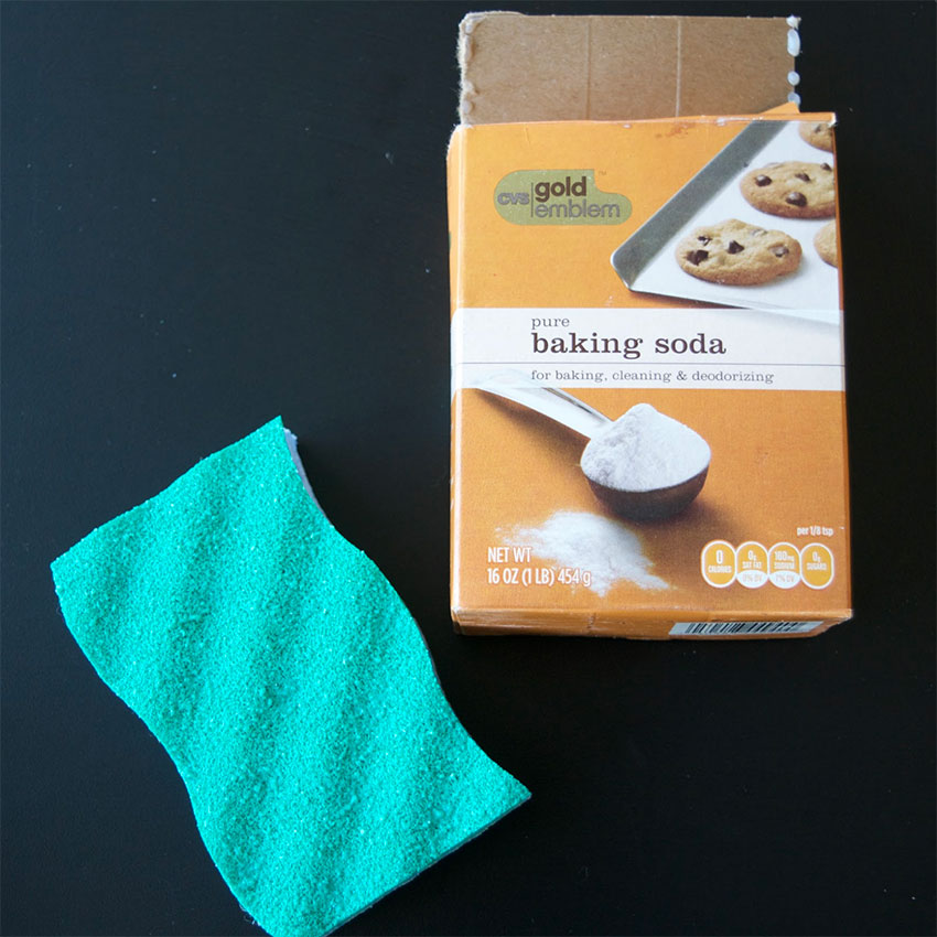 how-to-clean-cookie-sheets-4.jpg