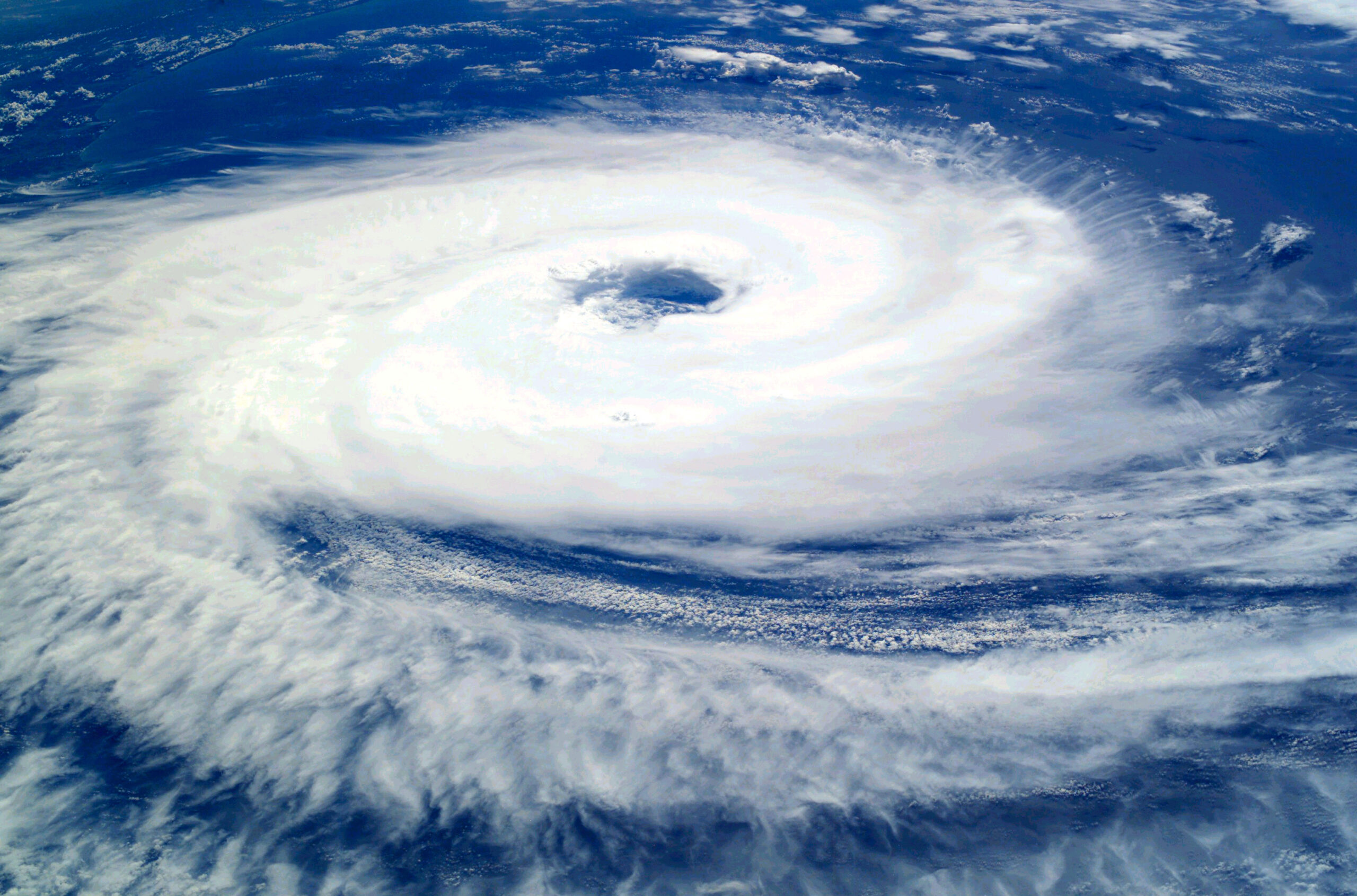 hurricane-eye.jpg