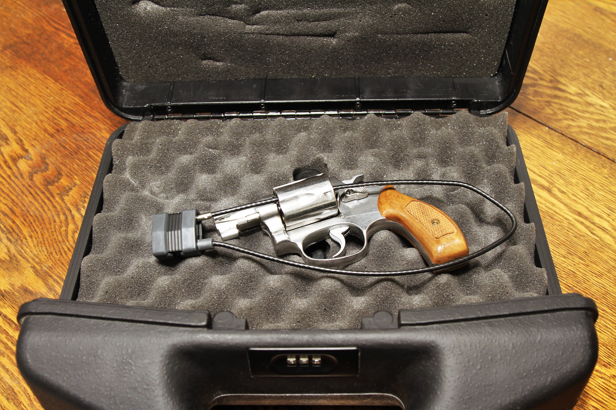 Revolver in lock case for secure storage