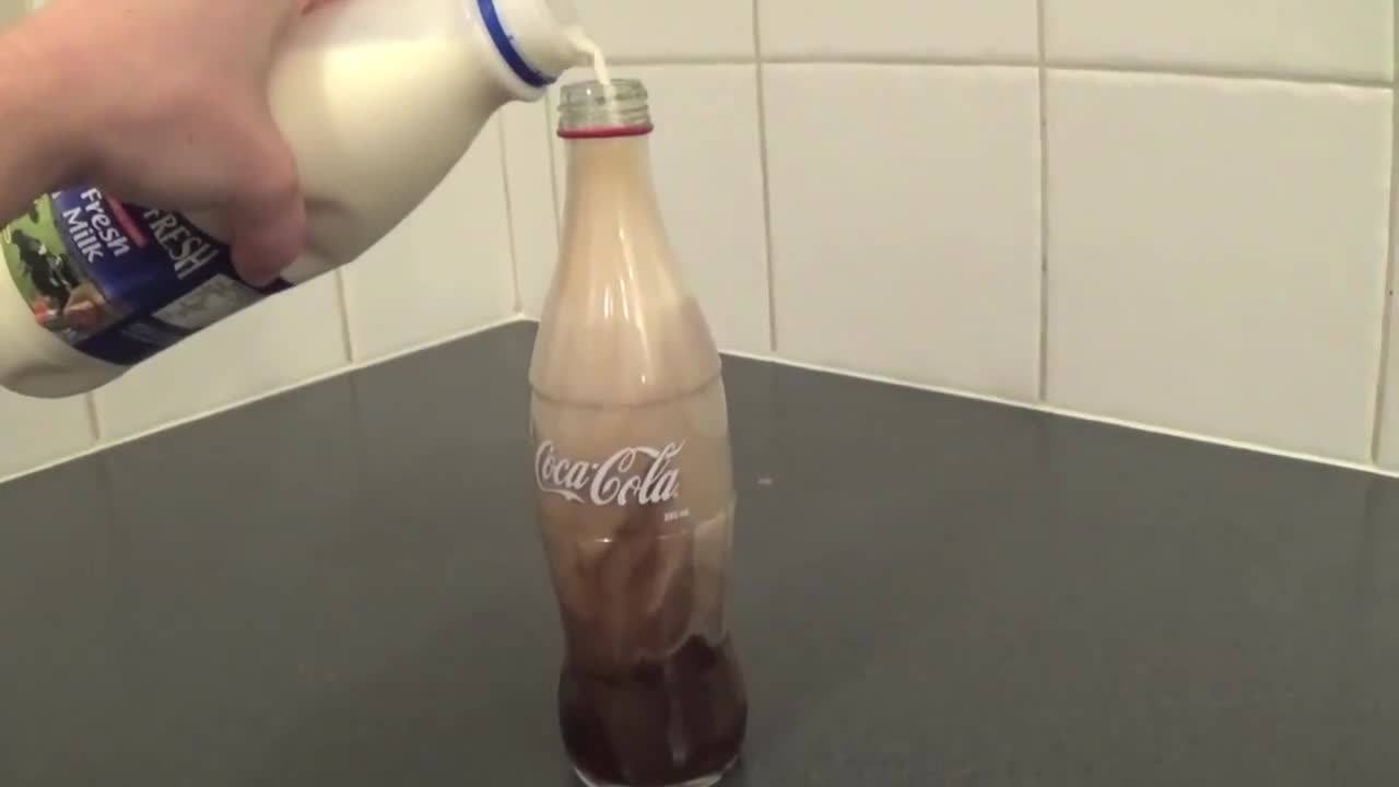 img-mixing-coke-milk-together-167.jpg