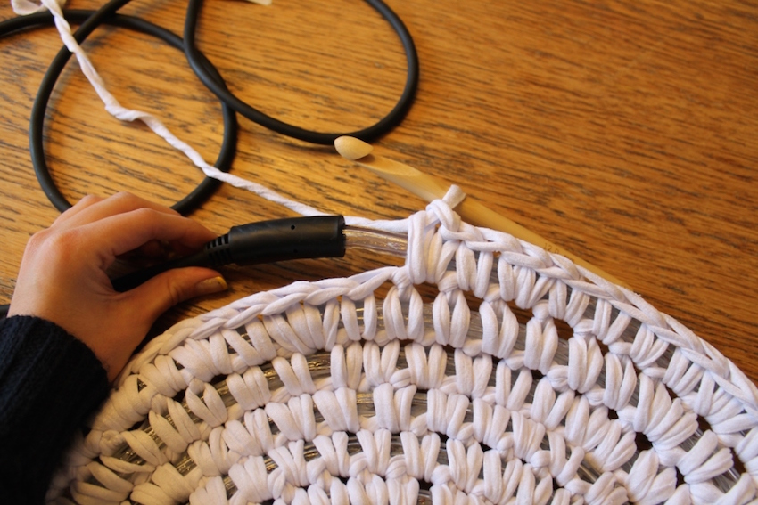 Crochet Led Light Rug Pattern She Crochets Around A Coil Of LED Lights. The End Result? I NEED To ...