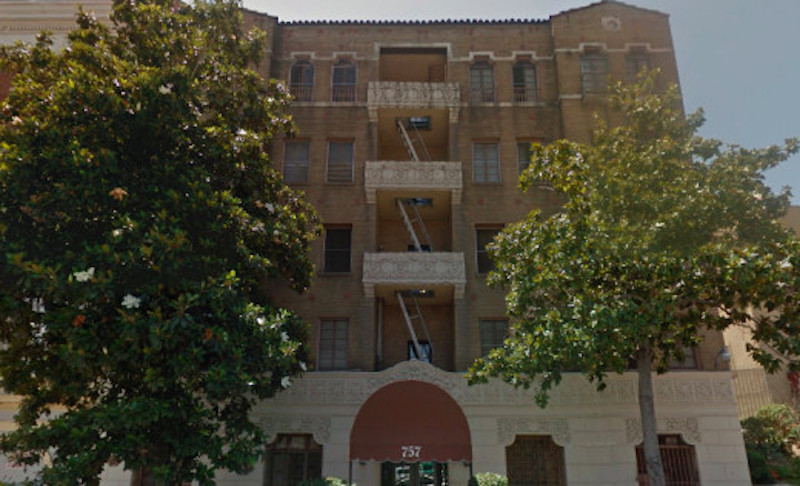 jerrys-apartment-seinfeld-2071654.jpg