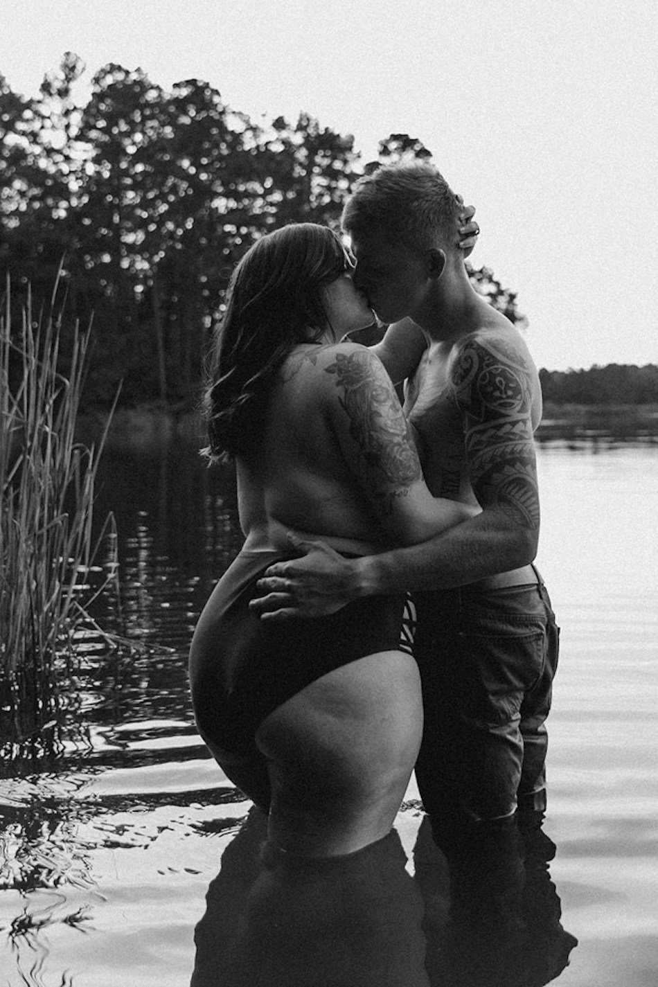 kiss-2-1.jpg kiss-2-1.jpg