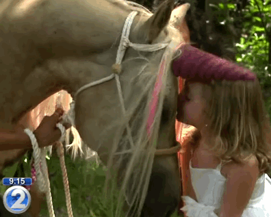 kiss2.gif