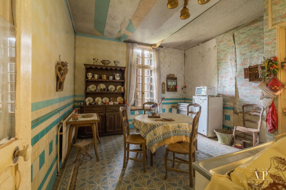 kitchen-1-1.jpg