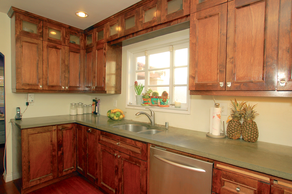 kitchen-cabinets.jpg