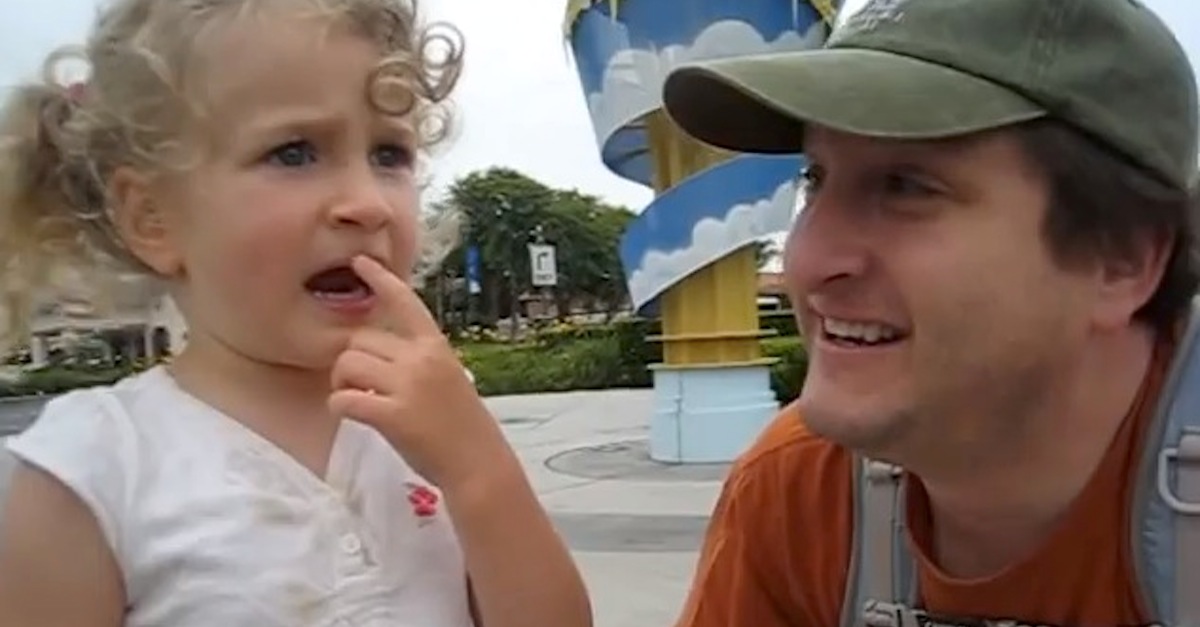 little girl cutes reaction disneyland