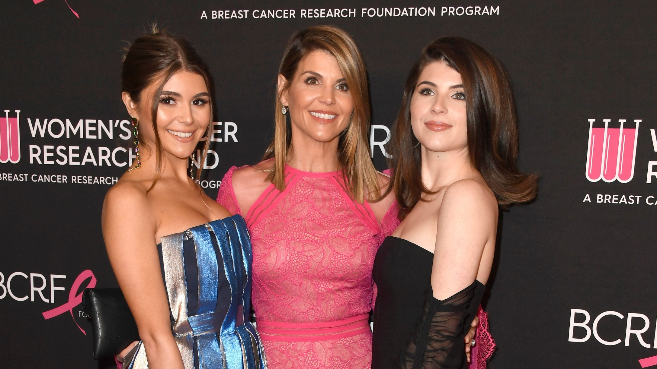 lori-loughlin-daughters