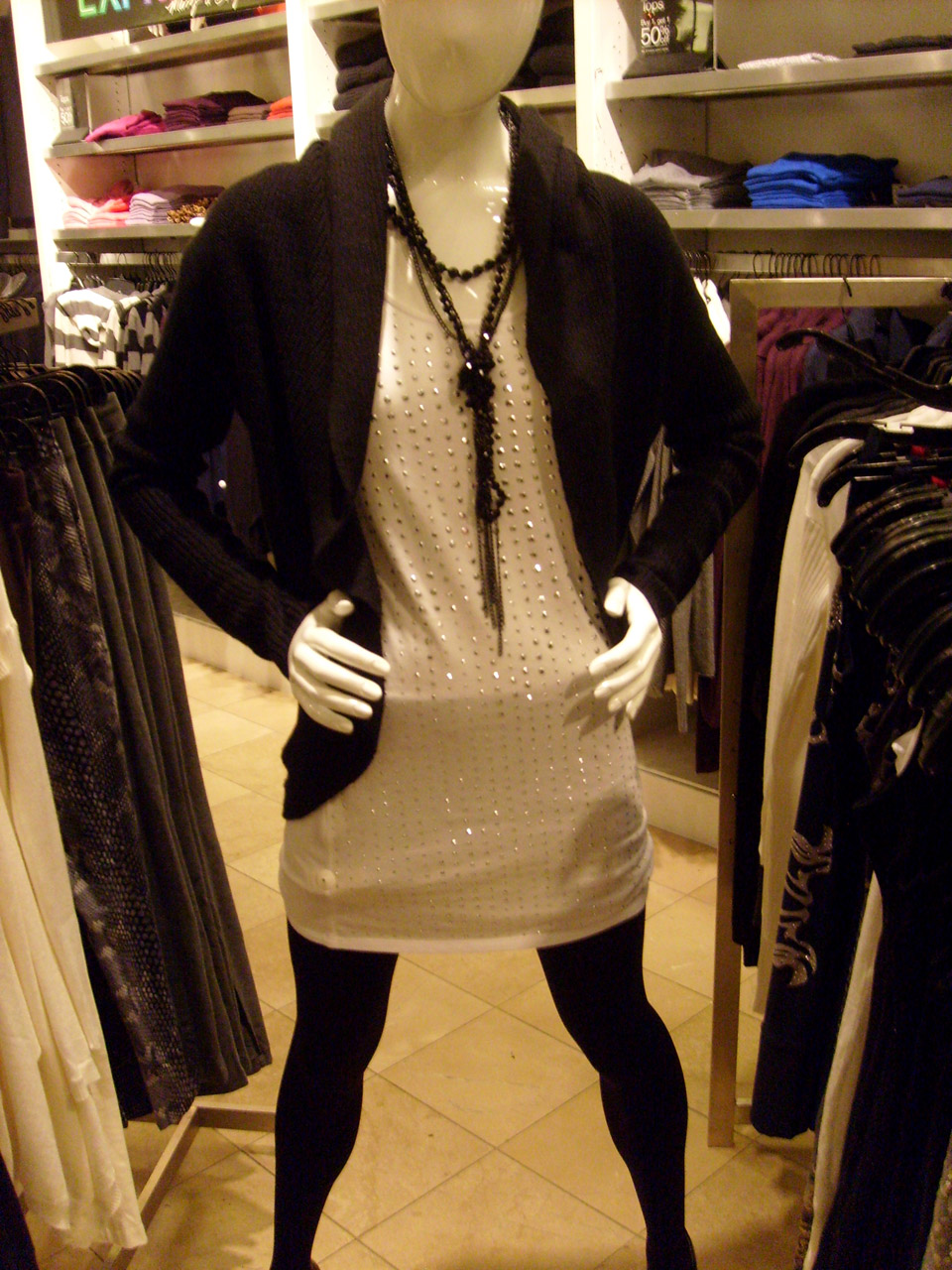 mannequin-2961289988373ZH3.jpg